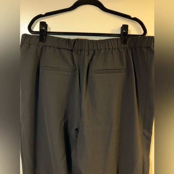 NWT Rachel Roy black trousers with side and back pockets - Picture 2 of 7